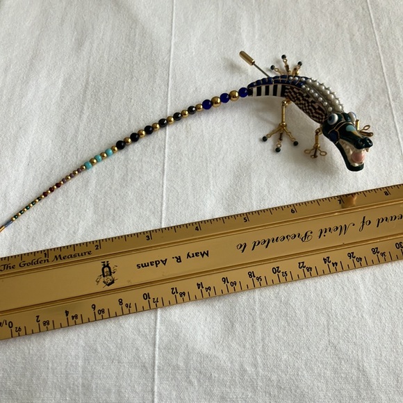 Unique Alligator brooch - Picture 4 of 7